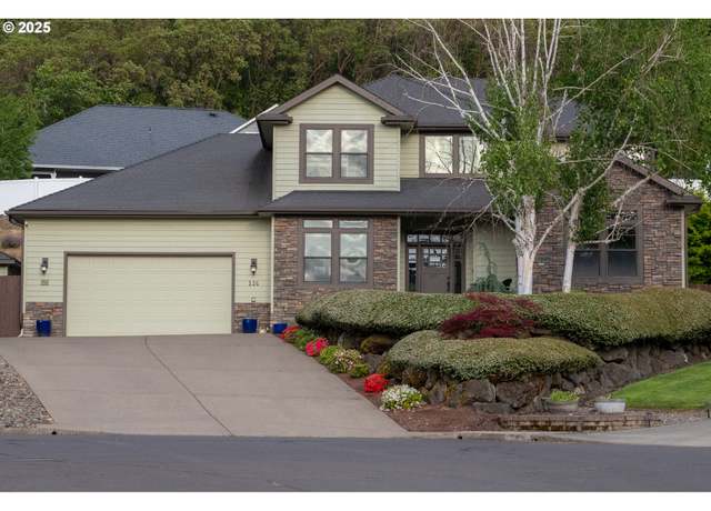 Property at 126 Cypress Ct, Winchester, OR 97495, 4 beds, 2.5 baths
