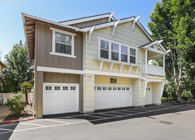 Property at 2636 SW Hume Ct, Portland, OR 97219, 2 beds, 2 baths