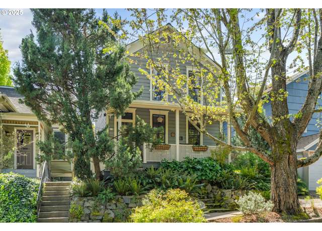 Property at 130 SW Hooker St, Portland, OR 97201, 2 beds, 1 bath