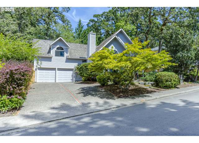 Property at 2703 Moon Mountain Dr, Eugene, OR 97403, 2 beds, 2 baths