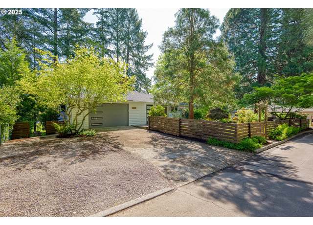 Property at 8080 SW Wareham Cir, Portland, OR 97223, 5 beds, 3 baths