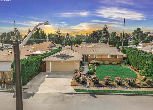 Property at 2259 NE Morlan Ave, Gresham, OR 97030, 4 beds, 2.5 baths