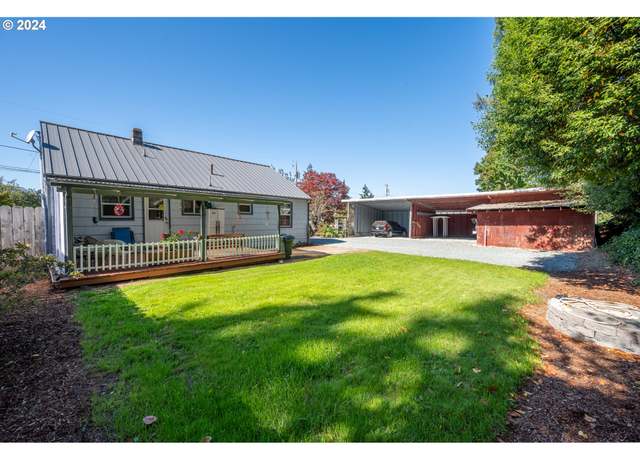 Property at 227 Border St, Myrtle Point, OR 97458, 3 beds, 1 bath