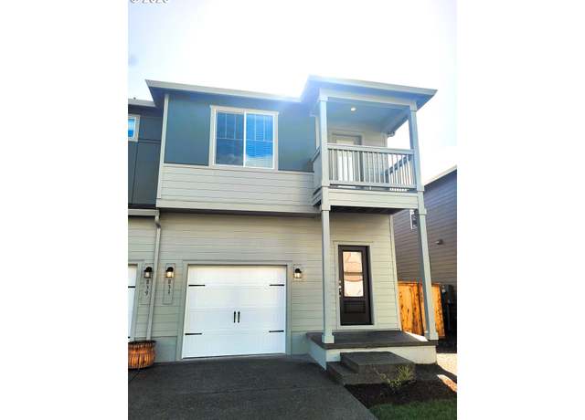 Property at 833 NE 14th St, Battle Ground, WA 98604, 3 beds, 2 baths