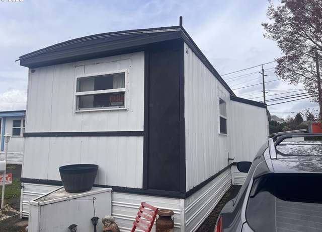Property at 522 SE 199th Ave #8, Portland, OR 97233, 2 beds, 1 bath