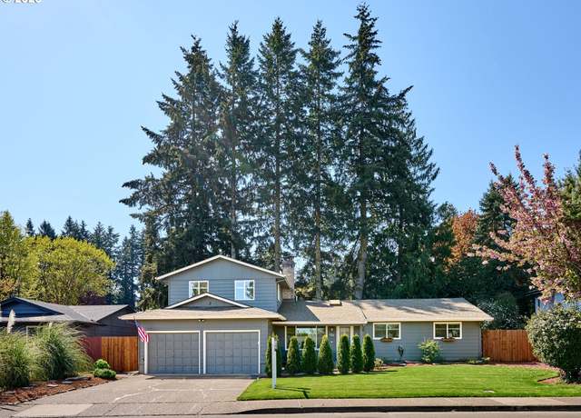 Property at 120 SE Kashmir St, Salem, OR 97306, 4 beds, 2.5 baths