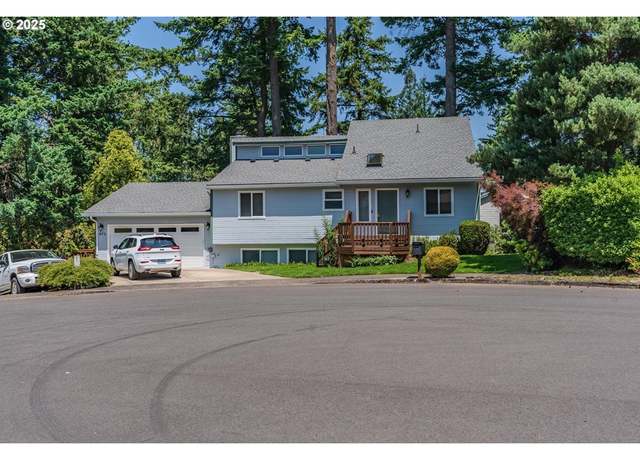 Property at 975 SW Florence Ct, Gresham, OR 97080, 5 beds, 3 baths