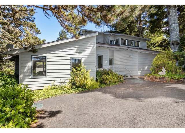 Property at 131 E Bay Point Rd, Gleneden Beach, OR 97388, 3 beds, 2.5 baths