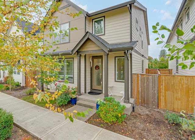 Property at 579 NW Adams Ave, Hillsboro, OR 97124, 3 beds, 2.5 baths
