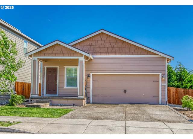 Property at 1712 W 12th St, La Center, WA 98629, 3 beds, 2 baths