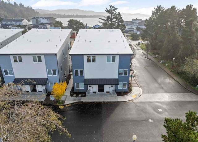 Property at 916 SW 48th St, Lincoln City, OR 97367, 2 beds, 2 baths