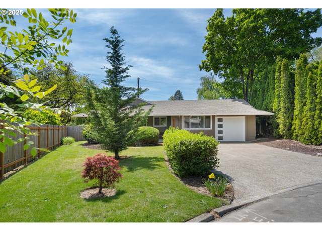 Property at 13440 SW Greenleaf Pl, Beaverton, OR 97005, 3 beds, 1.5 baths