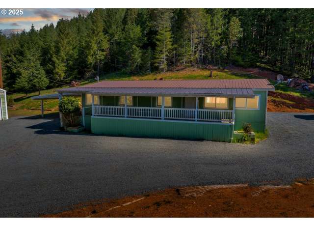Property at 3200 Bennett Creek Rd, Cottage Grove, OR 97424, 4 beds, 2 baths