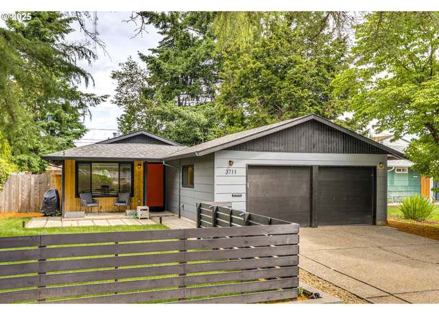 Property at 3711 N Alaska Pl, Portland, OR 97217, 3 beds, 1 bath