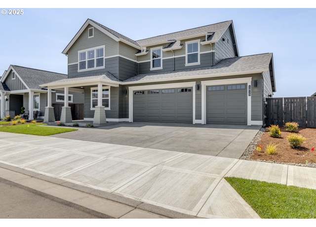 Property at 1815 S Maple St, Canby, OR 97013, 5 beds, 3 baths
