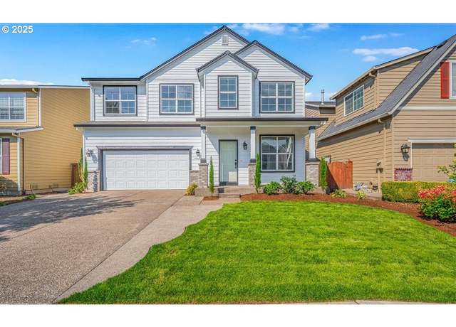 Property at 14641 SE Thornapple Ln, Milwaukie, OR 97267, 5 beds, 2.5 baths