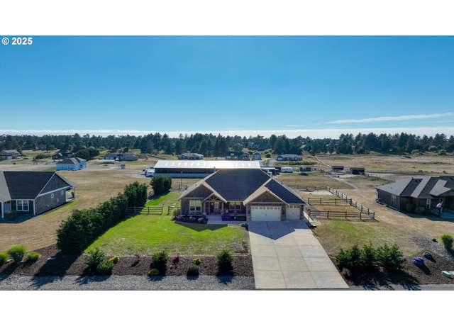 Property at 81016 Polo Ridge Rd, Warrenton, OR 97146, 4 beds, 3 baths