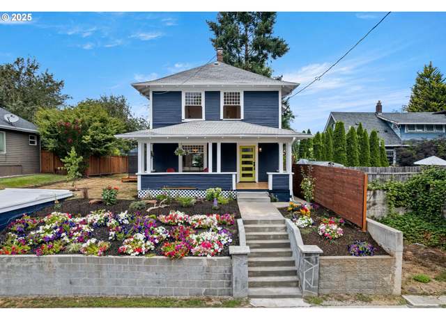 Property at 2021 N Sumner St, Portland, OR 97217, 3 beds, 2.5 baths