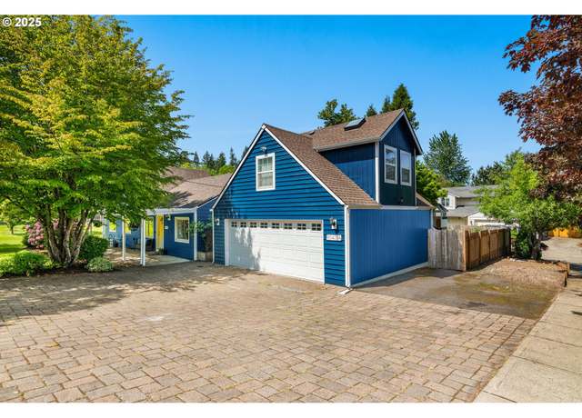 Property at 6543 SE Borwick St, Hillsboro, OR 97123, 4 beds, 4 baths