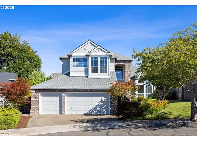 Property at 16119 SE Winterborne Dr, Damascus, OR 97089, 4 beds, 2.5 baths