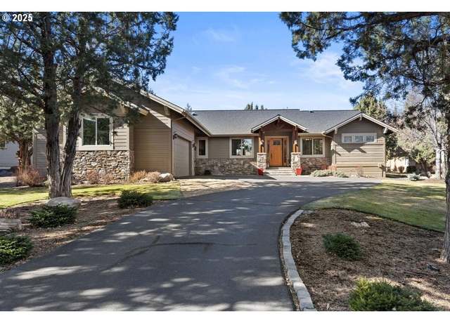 Property at 8787 Merlin Dr, Redmond, OR 97756, 3 beds, 2.5 baths