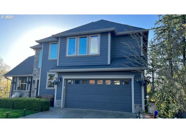 Property at 8428 SE 146th Pl, Portland, OR 97236, 4 beds, 3.5 baths