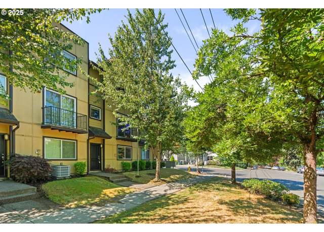 Property at 2834 SW Tranquility Ter, Beaverton, OR 97003, 2 beds, 2.5 baths