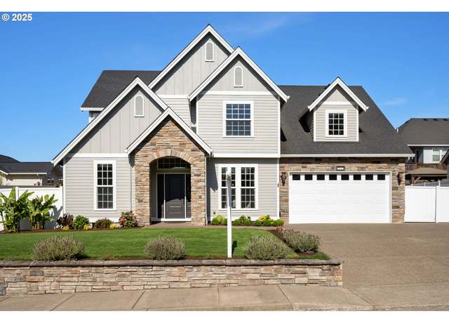 Property at 20893 Yosemite St, Aurora, OR 97002, 4 beds, 2.5 baths