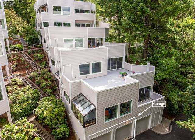 Property at 48 Eagle Crest Dr Unit 3D, Lake Oswego, OR 97035, 2 beds, 2 baths
