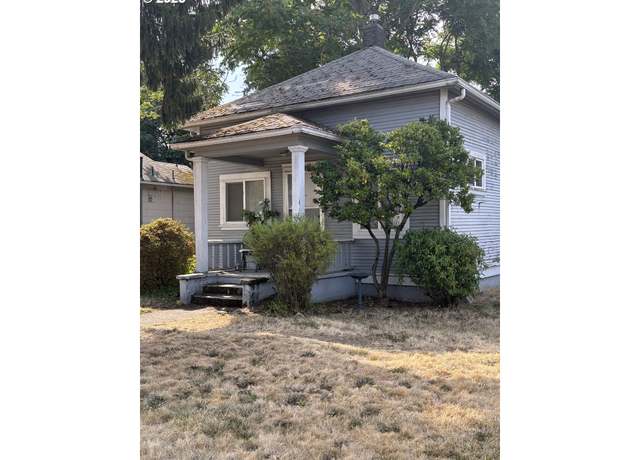 Property at 6104 NE Halsey St, Portland, OR 97213, 2 beds, 1 bath
