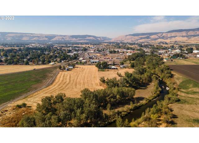 Property at 61993 Quail Rd, La Grande, OR 97850, 3 beds, 1 bath