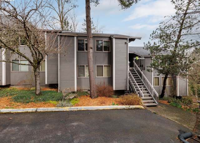 Property at 44 Eagle Crest Dr #7, Lake Oswego, OR 97035, 3 beds, 2 baths