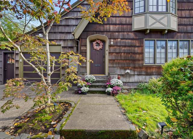 Property at 1838 SE Lavender St, Portland, OR 97214, 3 beds, 2.5 baths