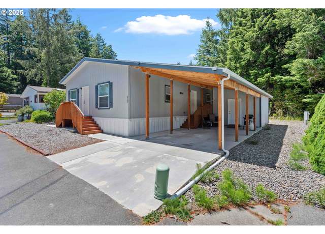 Property at 520 Shorepines Ave, Coos Bay, OR 97420, 2 beds, 2 baths