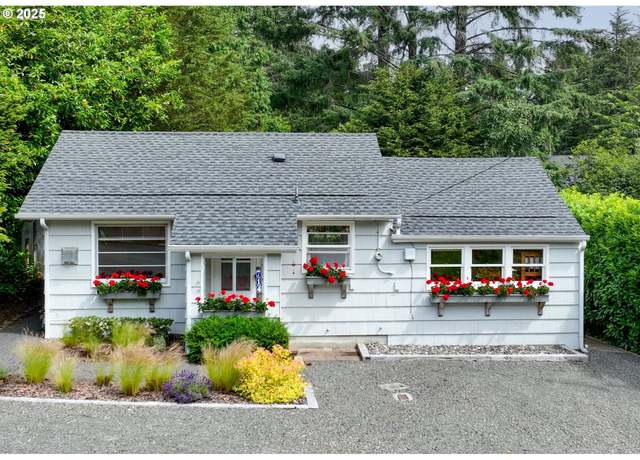 Property at 714 7th St, Gearhart, OR 97138, 2 beds, 1 bath