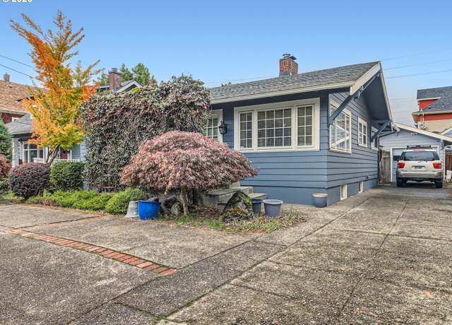 Property at 1027 SE Tacoma St, Portland, OR 97202, 3 beds, 2 baths