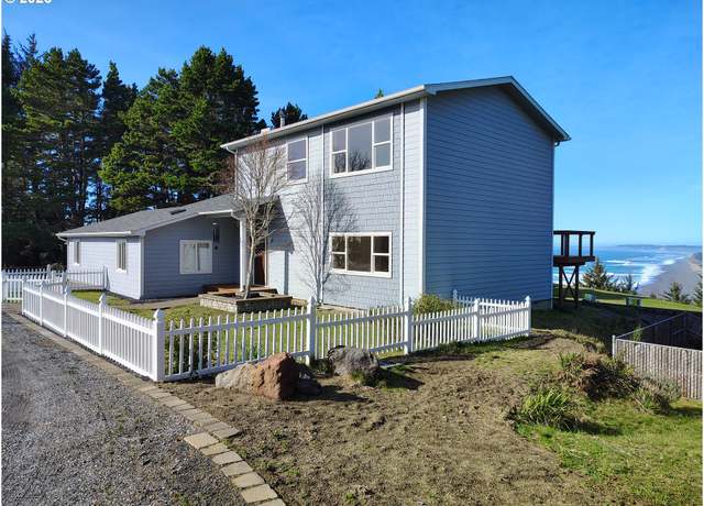 Property at 220 Flake St, Port Orford, OR 97465, 3 beds, 2.5 baths