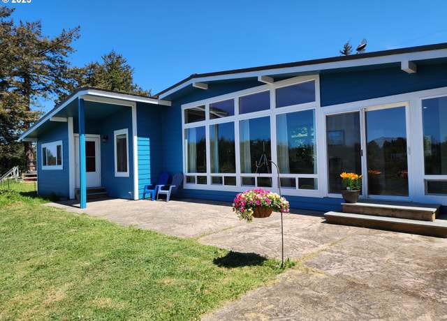 Property at 654 Madrona Ave, Port Orford, OR 97465, 3 beds, 2 baths