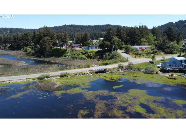 Property at 654 Madrona Ave, Port Orford, OR 97465, 3 beds, 2 baths