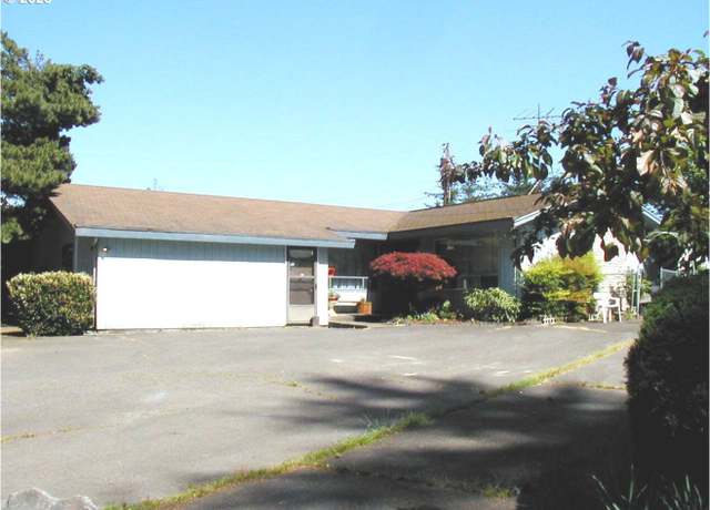 Property at 12215 NE Salmon Creek Ave, Vancouver, WA 98686, 3 beds, 2 baths