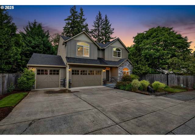 Property at 2722 NE 102nd St, Vancouver, WA 98686, 3 beds, 2.5 baths