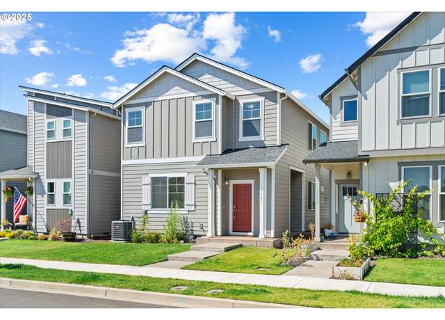 Property at 1981 NW Kent St, Mcminnville, OR 97128, 3 beds, 2.5 baths
