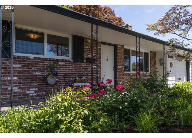 Property at 9865 SW Inglewood St, Portland, OR 97225, 3 beds, 2 baths