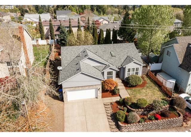 Property at 13613 Duane St, Oregon City, OR 97045, 3 beds, 2 baths