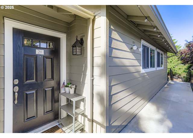 Property at 1914 NW 143rd Ave #28, Portland, OR 97229, 2 beds, 1 bath