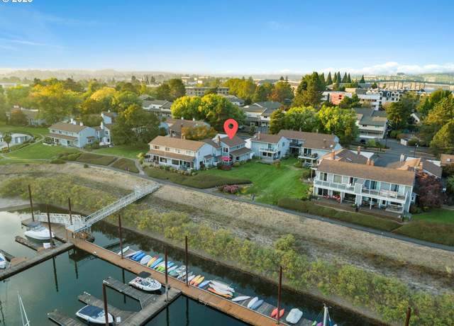 Property at 530 N Hayden Bay Dr, Portland, OR 97217, 3 beds, 3 baths