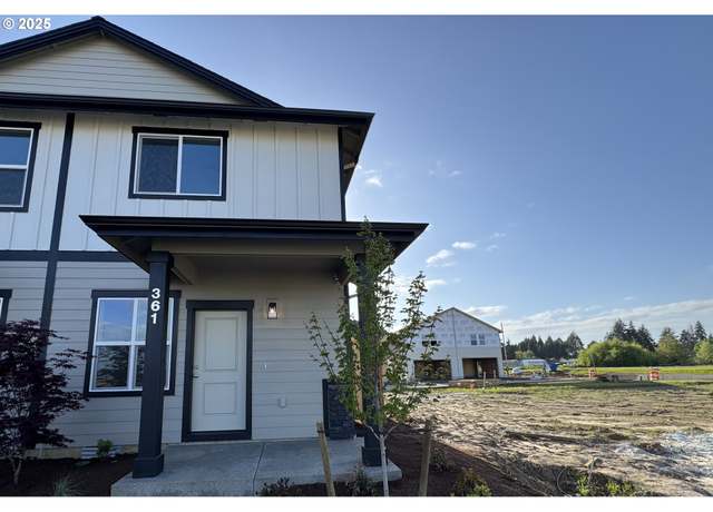Property at 361 SE Kitzmiller Dr, Dallas, OR 97338, 3 beds, 2 baths