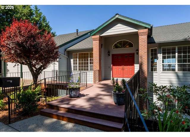 Property at 71 Hidalgo St, Lake Oswego, OR 97035, 5 beds, 3 baths