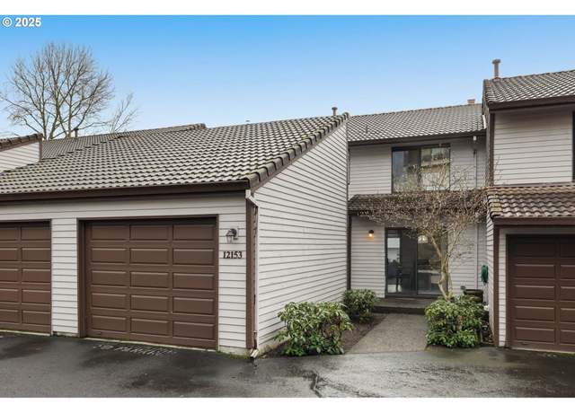 Property at 12153 SE 104th Ct, Happy Valley, OR 97086, 2 beds, 2 baths