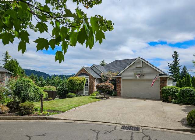 Property at 12444 SE Spencer Ct, Happy Valley, OR 97086, 5 beds, 3 baths